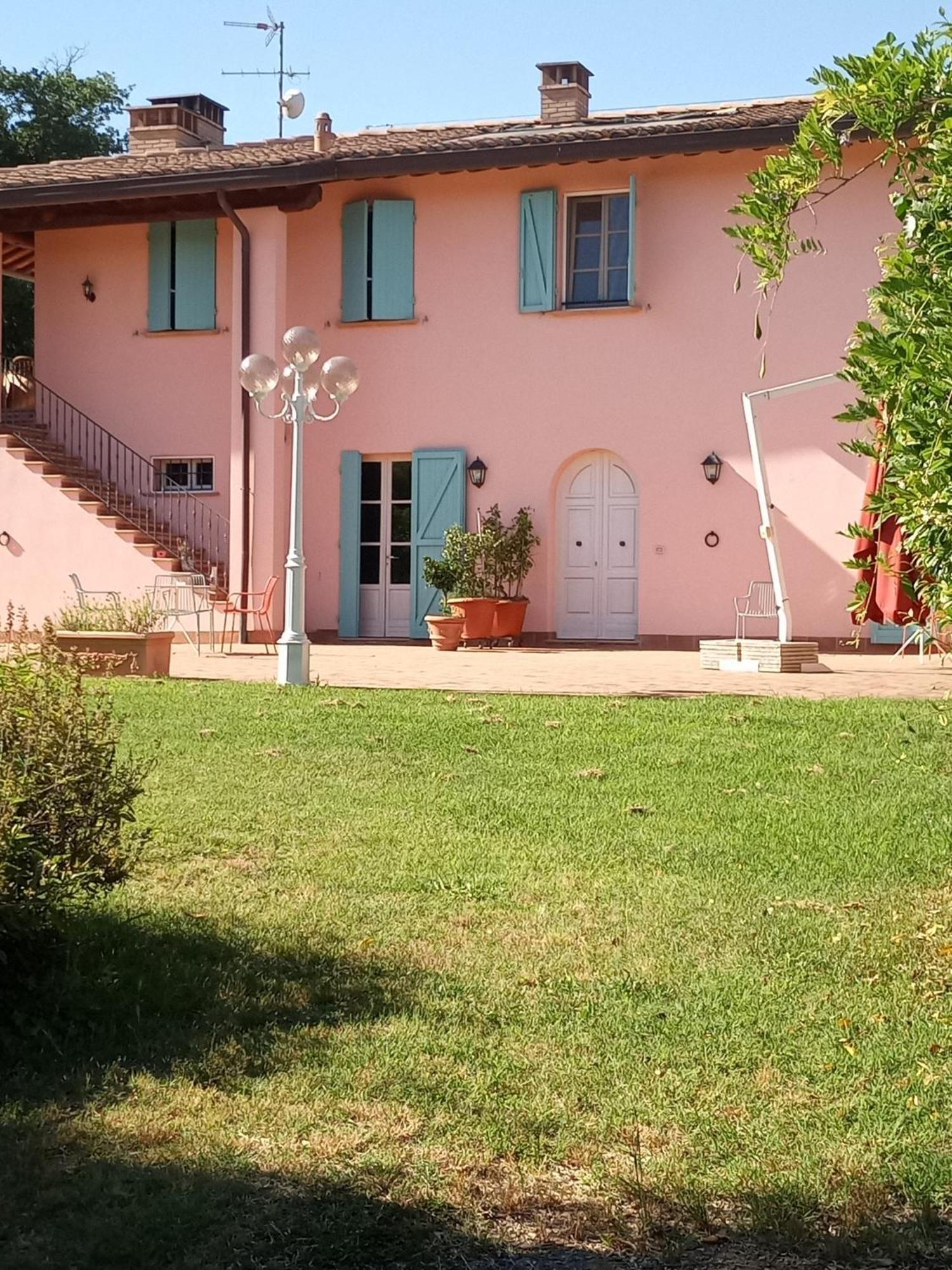 Az.Agricola Agriturismo La Locanda Di Lann Appartement Fucecchio Buitenkant foto